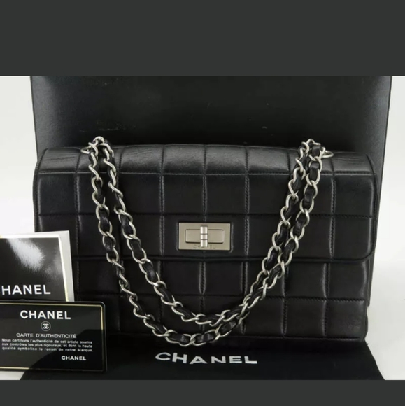 CHANEL Handbags - CHANEL Chocolate Bar Black Lambskin Crossbody  Bag